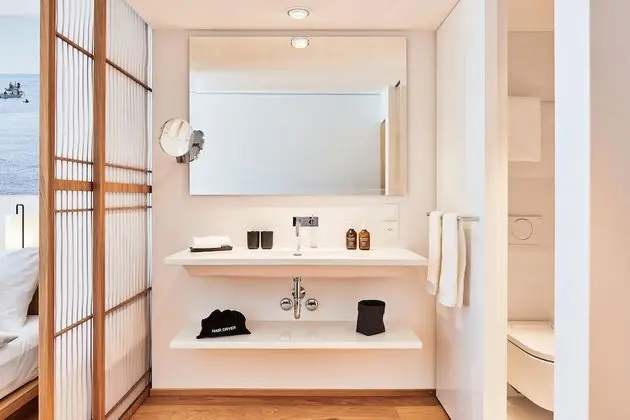 Medium Double Room