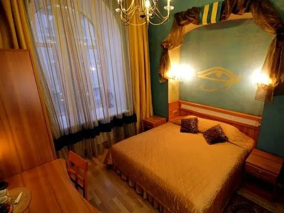 Standard Tek Büyük Yataklı Oda