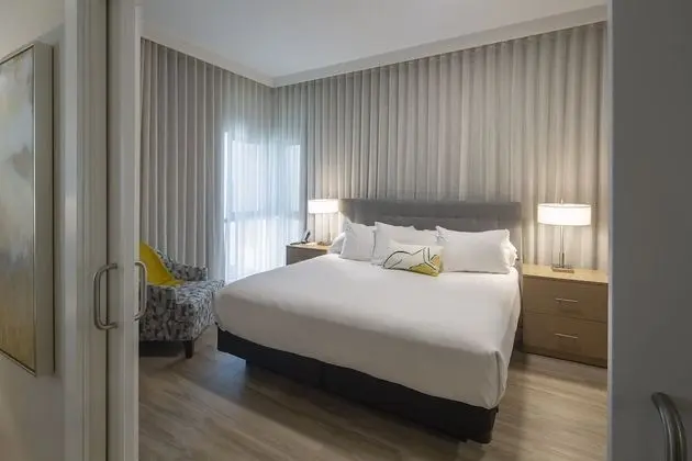 Oda, 1 En Büyük (King) Boy Yatak ve Çekyat, Engellilere Uygun (Cityscape Apartment Suite Accessible)
