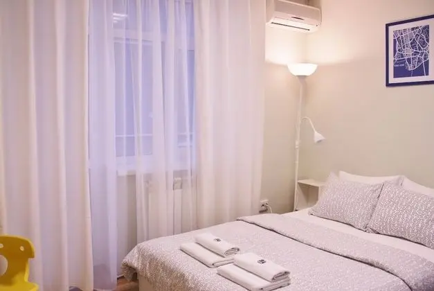 Standard Tek Büyük Yataklı Oda