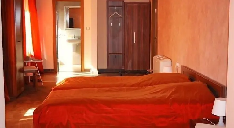 İki Ayrı Yataklı Oda, Park Manzaralı