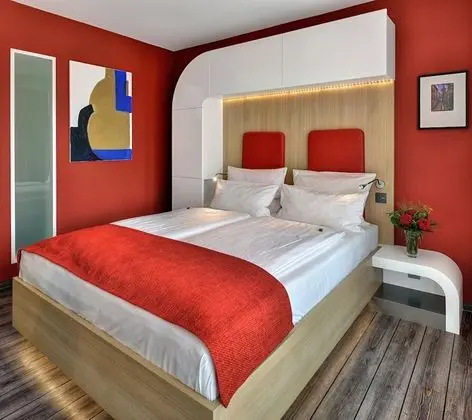 Comfort Tek Büyük Yataklı Oda