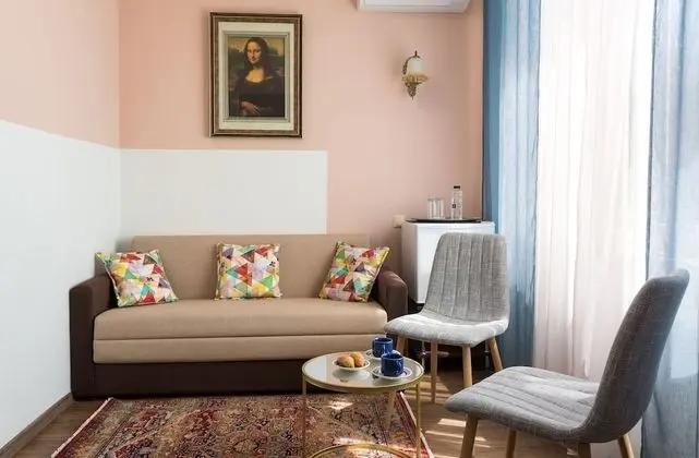Deluxe Tek Büyük Yataklı Oda
