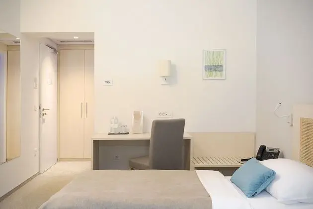 Superior Tek Büyük veya İki Ayrı Yataklı Oda