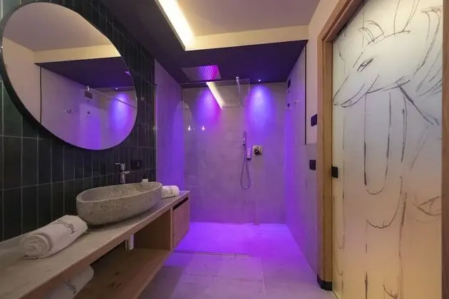 Design Üç Kişilik Oda