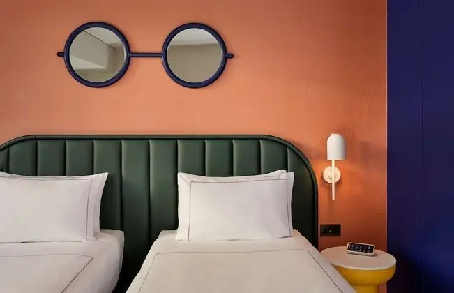 Oda, 2 Tek Kişilik Yatak (Art)