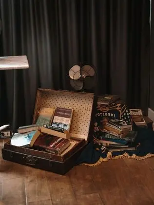 Artist Signature Room By Pomme Chan