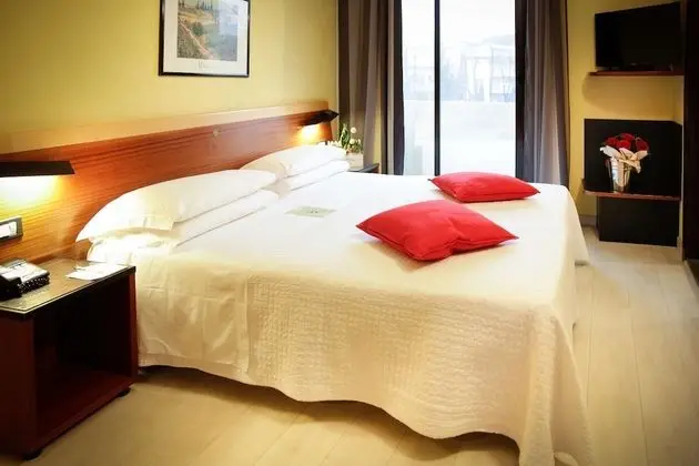 Comfort Büyük Yataklı Tek Kişilik Oda