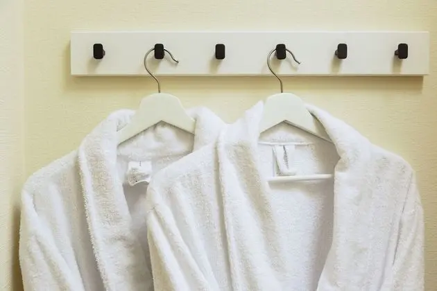 Standard Üç Kişilik Oda, Ortak Banyo