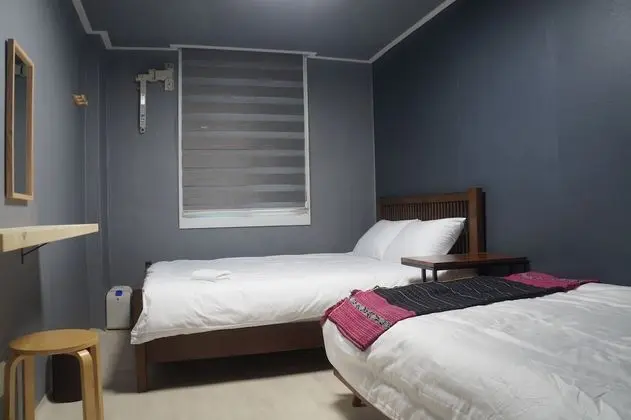 Basic Üç Kişilik Oda