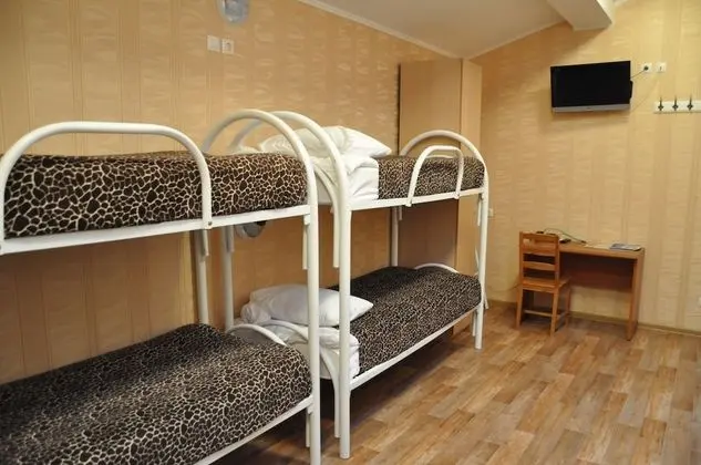 Economy Dört Kişilik Oda, Ortak Banyo