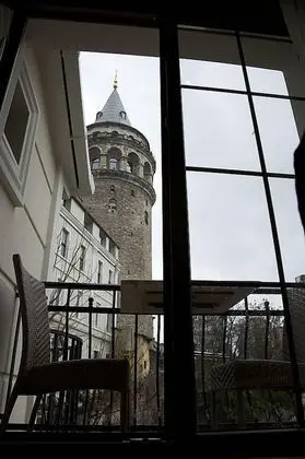 Superior Oda, Balkon