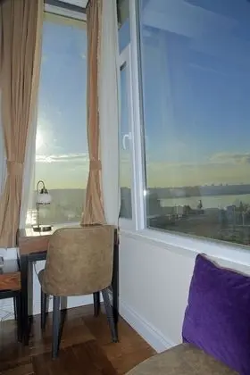 Deluxe Dört Kişilik Oda, Deniz Manzaralı