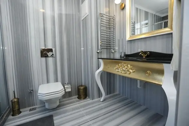 Deluxe Dört Kişilik Oda, Deniz Manzaralı