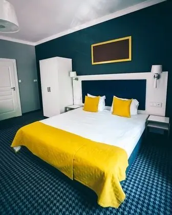 Deluxe Dört Kişilik Oda