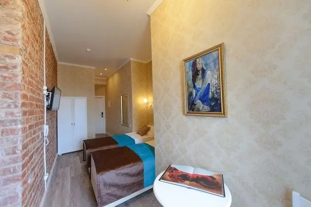 Comfort Tek Büyük veya İki Ayrı Yataklı Oda