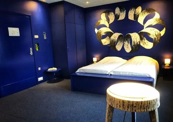 Design Tek Büyük Yataklı Oda, 2 Tek Kişilik Yatak (Nest)