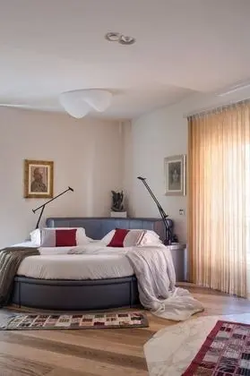 Deluxe Apart Daire, Ek Bina (CORTE)