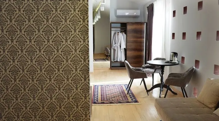 Family Dört Kişilik Oda, Şehir Manzaralı