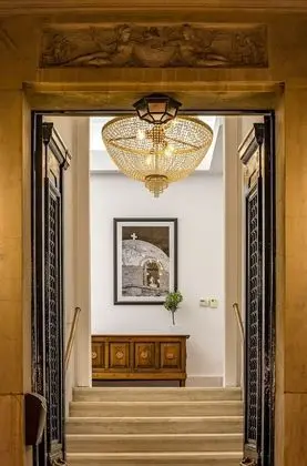 Art Pantheon Apartment (2 Bedrooms)