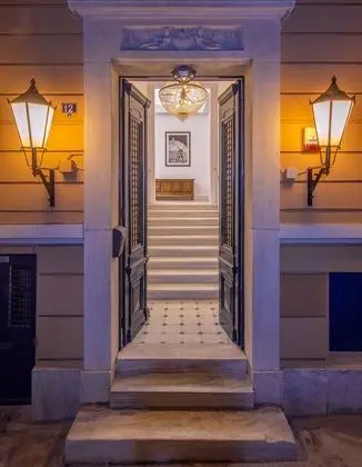 Art Pantheon Superior Suite