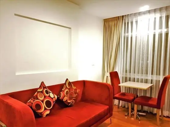 One Bedroom Apartment
