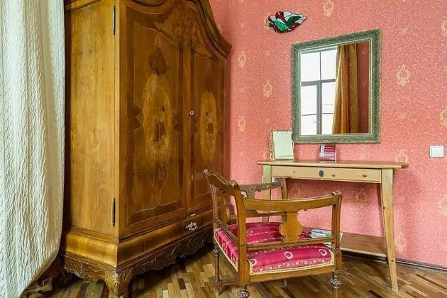 Comfort Tek Büyük veya İki Ayrı Yataklı Oda