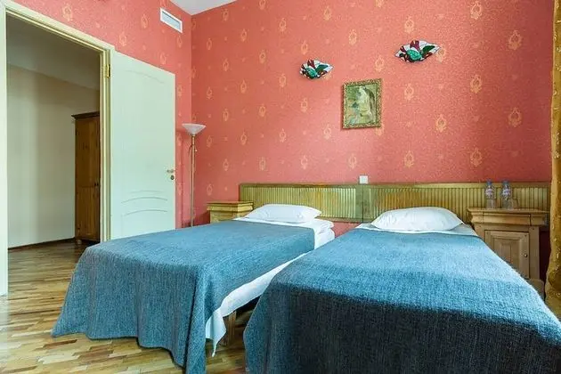 Comfort Tek Büyük veya İki Ayrı Yataklı Oda