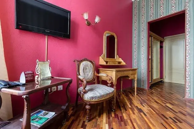 Comfort Tek Büyük veya İki Ayrı Yataklı Oda