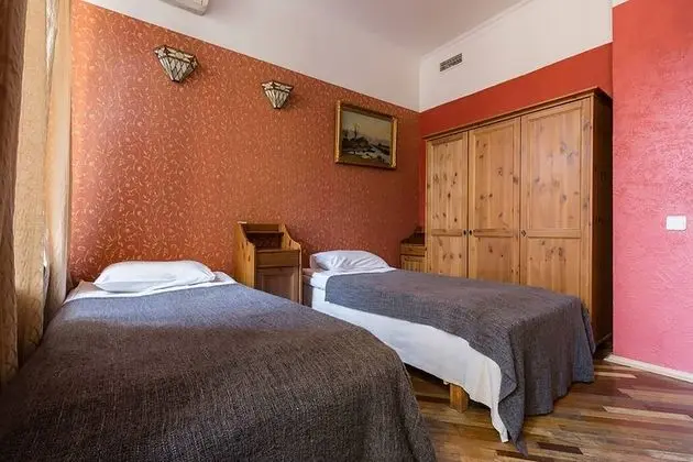 Standard Tek Büyük veya İki Ayrı Yataklı Oda