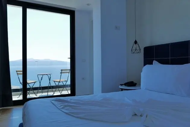 Tek Büyük Yataklı Oda, Balkon, Deniz Manzaralı