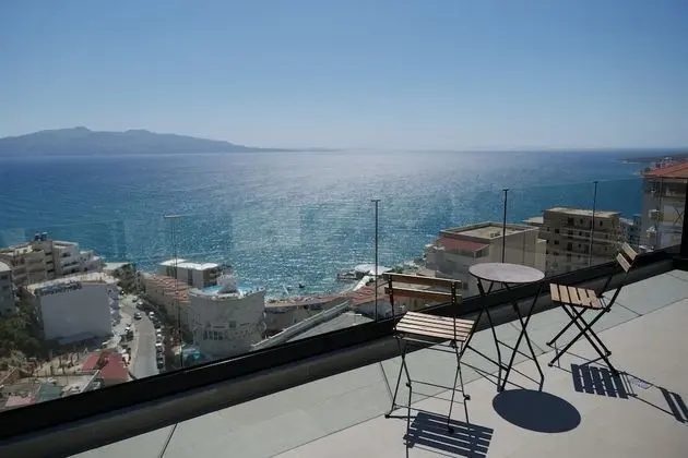 Tek Büyük Yataklı Oda, Balkon, Deniz Manzaralı