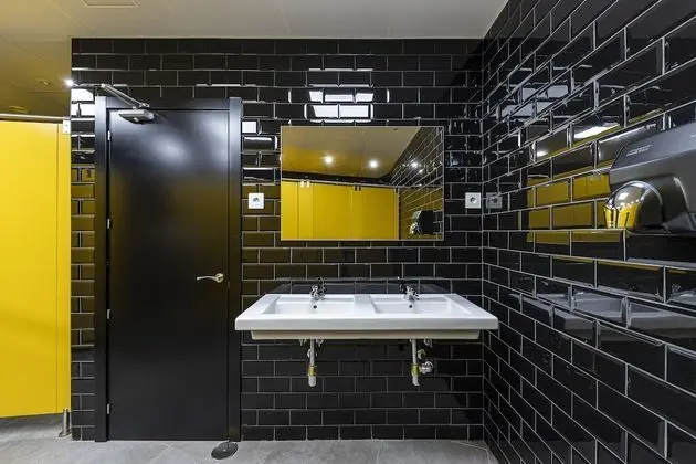 Standard Ortak Ranzalı Oda, Ortak Banyo