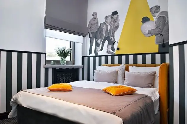 Standard Tek Büyük Yataklı Oda