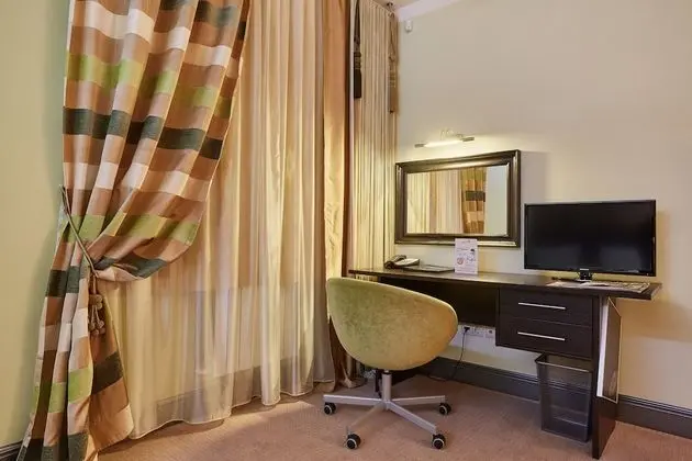 Comfort Tek Büyük Yataklı Oda