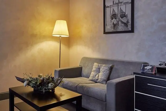 Comfort Tek Büyük Yataklı Oda