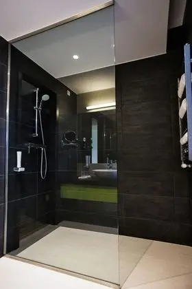 Deluxe Tek Büyük Yataklı Oda, Balkon