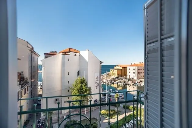 Deluxe Oda, Balkon, Deniz Manzaralı