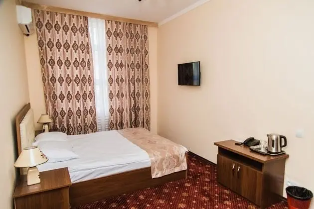 Standard Tek Büyük Yataklı Oda