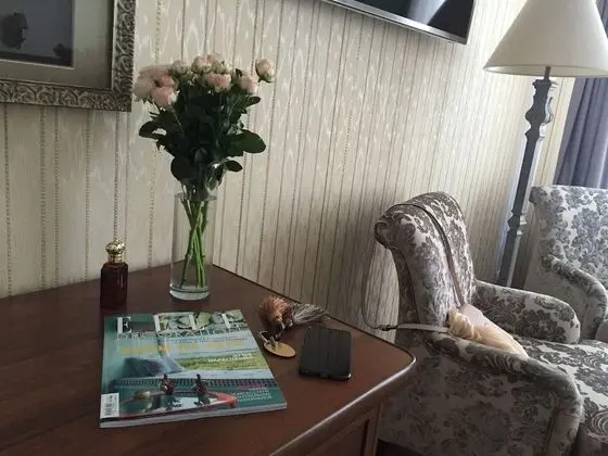 Business Tek Büyük Yataklı Oda