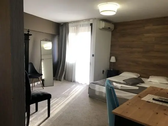 Deluxe Süit, Balkon, Avlu Manzaralı