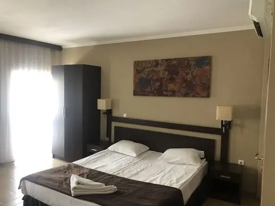 Tek Büyük Yataklı Oda, Şehir Manzaralı