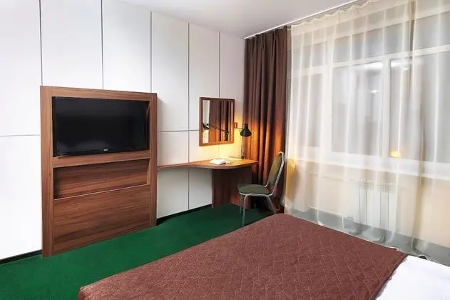 Standard Tek Büyük Yataklı Oda