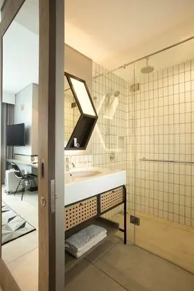 Studio 23