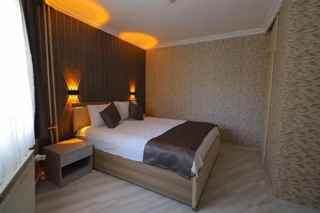 Suite, Sokak Manzaralı, Klimalı