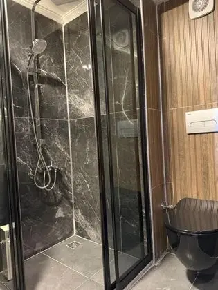 Suite, Sokak Manzaralı, Klimalı