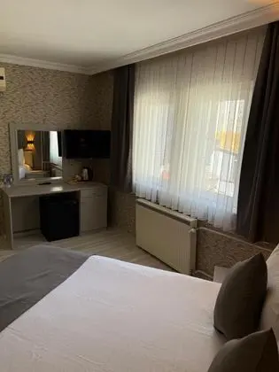 Suite, Sokak Manzaralı, Klimalı