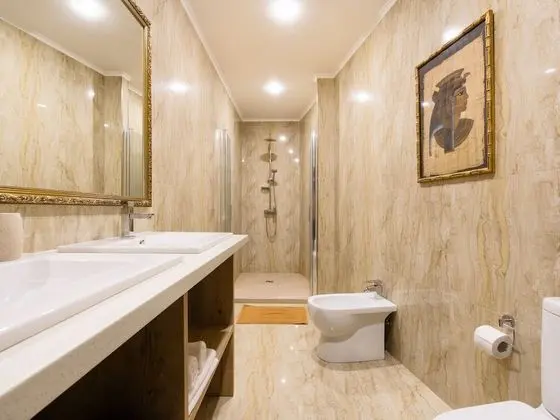 Comfort Tek Büyük veya İki Ayrı Yataklı Oda