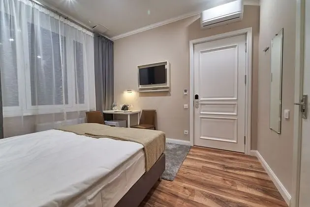 Standard Tek Büyük veya İki Ayrı Yataklı Oda