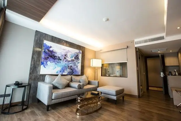 Jacuzzi Suite